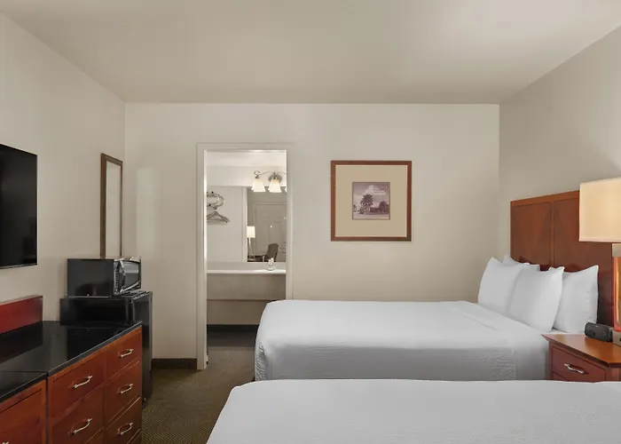 Motel Historic Coronado Motor By Oyo