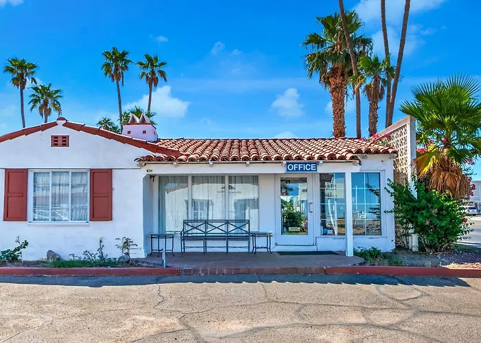 Historic Coronado Motor By Oyo 3*